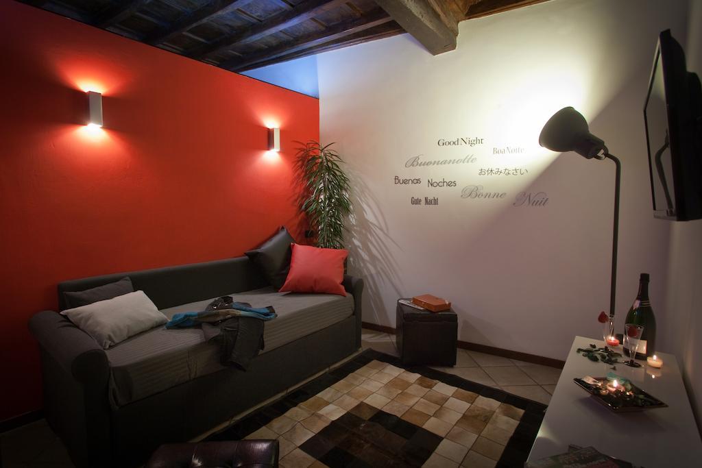 Chroma Italy - Chroma Apt Campo De' Fiori Bilik gambar
